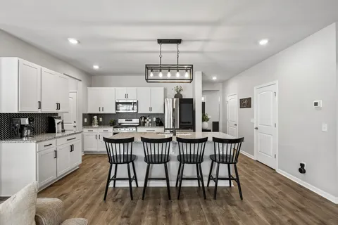 $428,000 | 4096 Crossing Way, White House, TN 37188