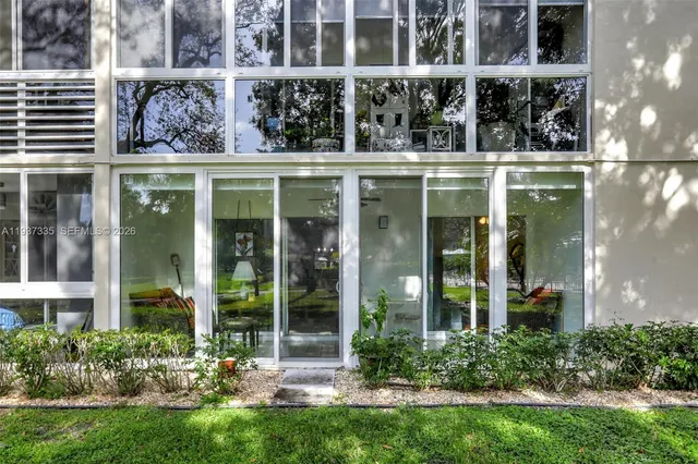 $139,000 | 2301 Lucaya Lane, Unit M1, Coconut Creek, FL 33066