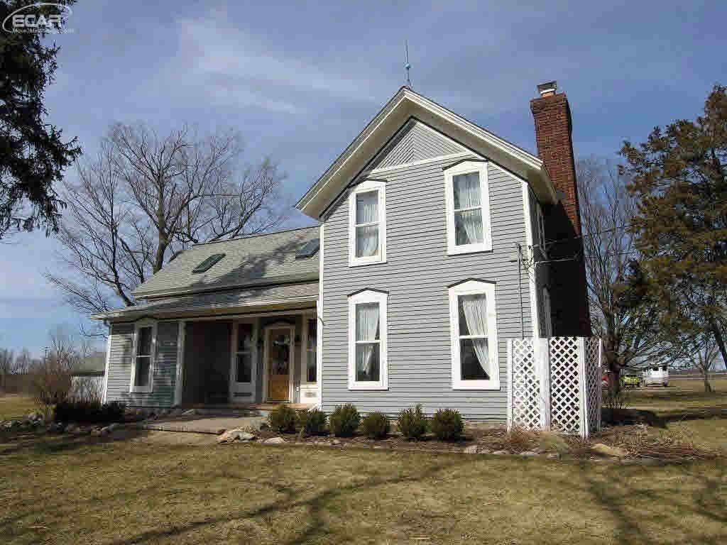 10323 County Line Road Goodrich, MI 48438 - Photo 1 of 70 21274129.JPG