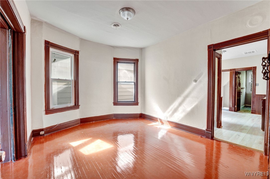 144 Congress Street Buffalo, NY 14213 - Photo 2 of 20