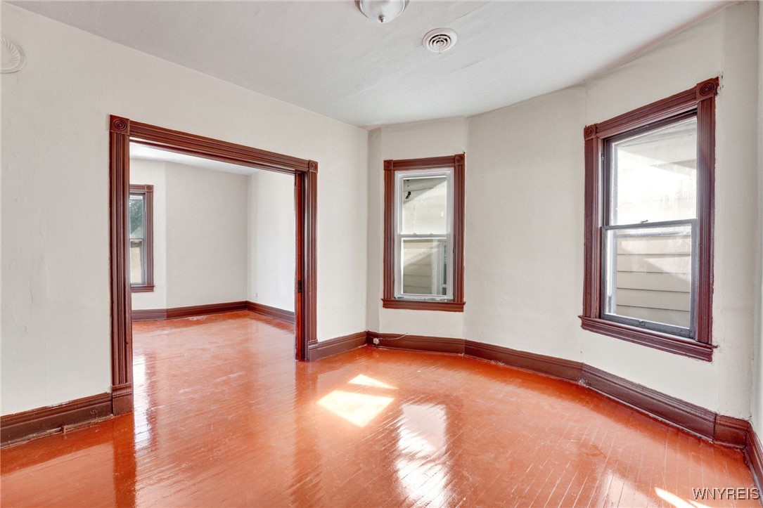 144 Congress Street Buffalo, NY 14213 - Photo 3 of 20