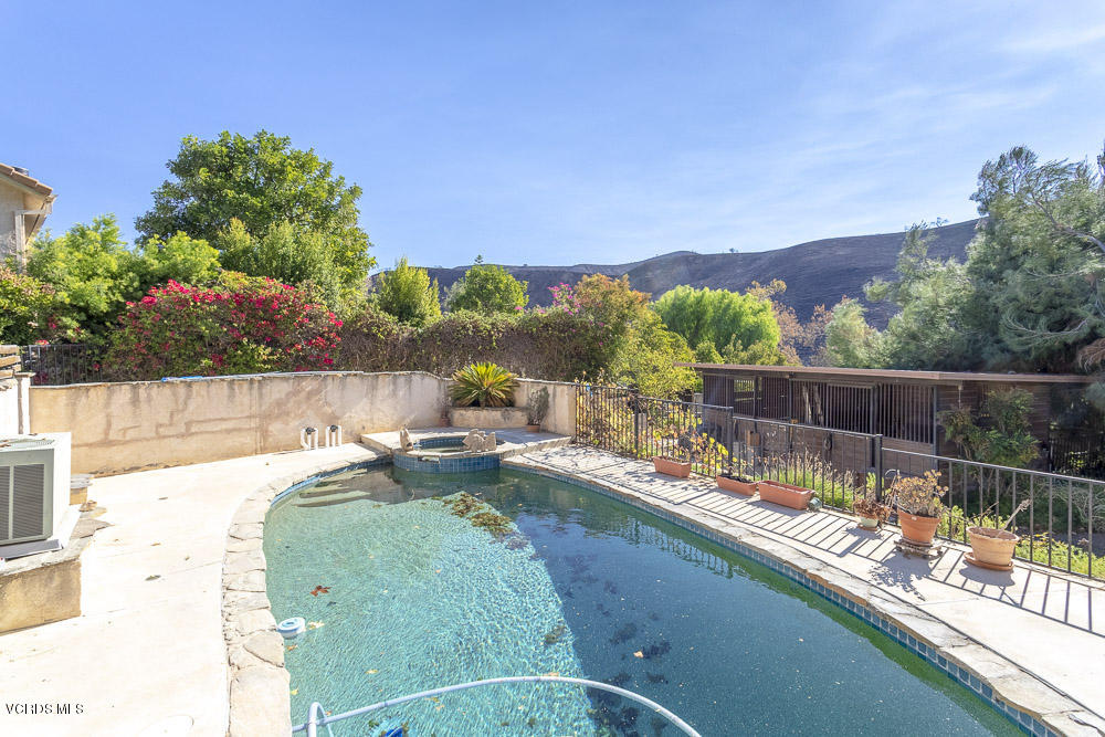 1168 Rambling Road Simi Valley, CA 93065 - Photo 28 of 45 a view of a chairs and table in the balcony