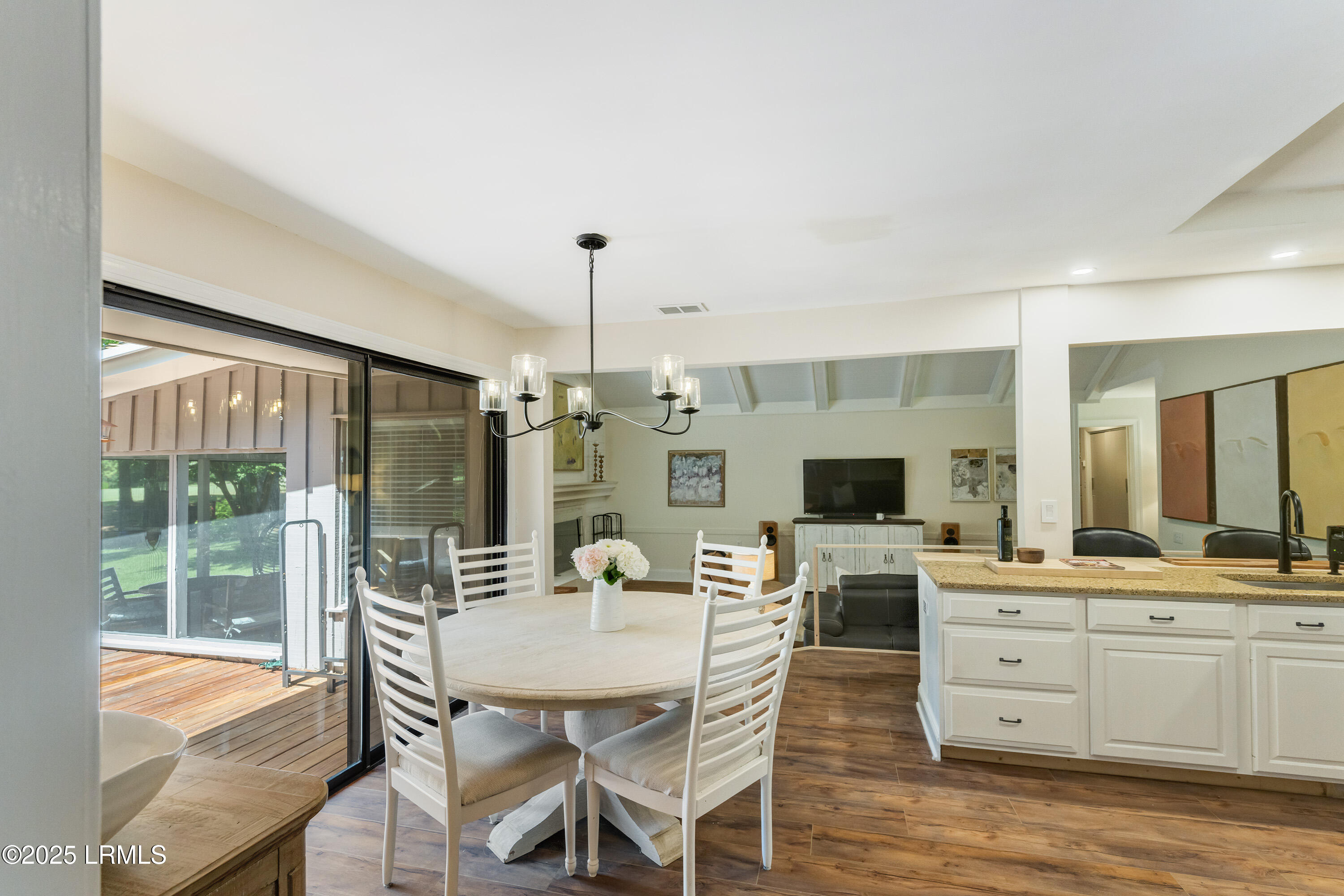 11 Rivers Court Beaufort, SC 29907 - Photo 13 of 64 12