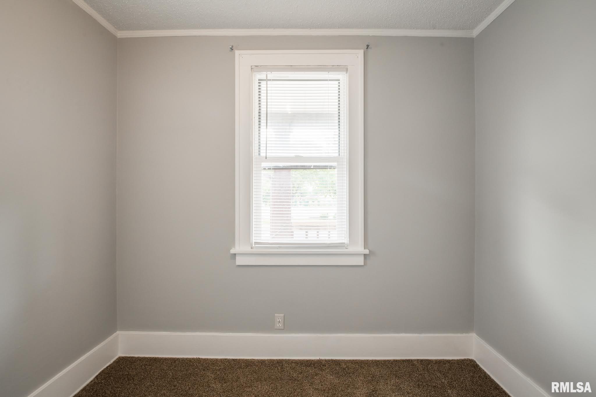 3438 North Prospect Road Peoria, IL 61603 - Photo 15 of 49 Gallery Image 15