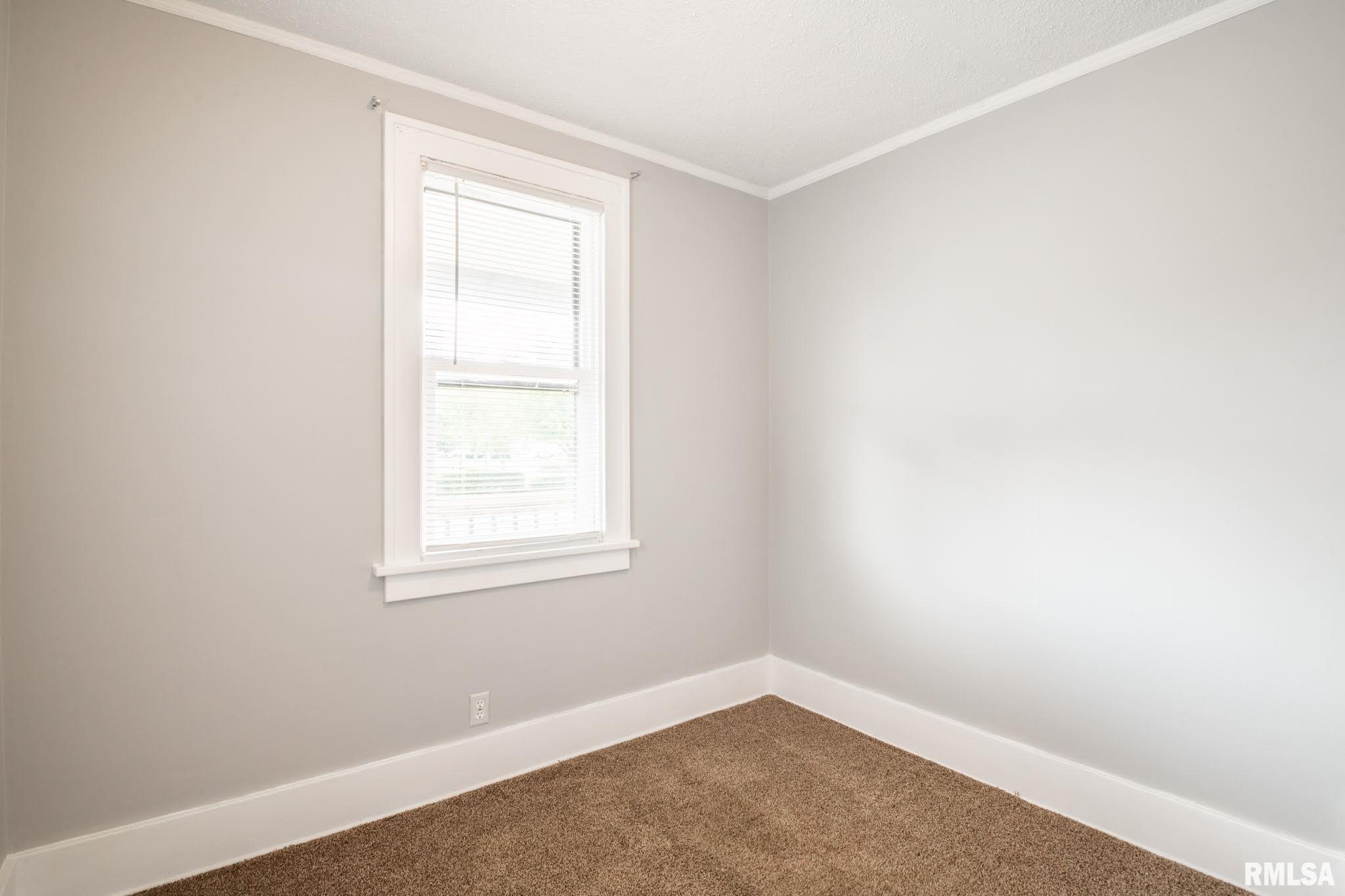 3438 North Prospect Road Peoria, IL 61603 - Photo 16 of 49 Gallery Image 16
