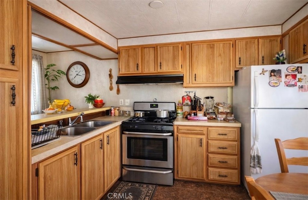 1502 East Carson Street, Unit 69 Carson, CA 90745 - Photo 3 of 4