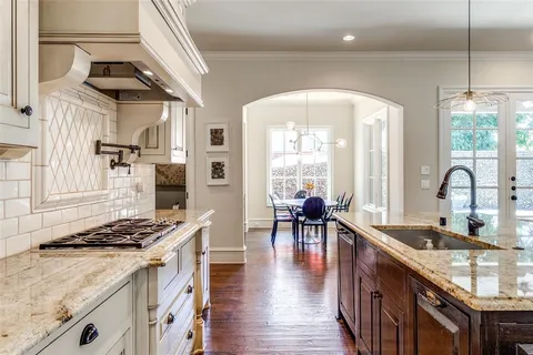 $1,675,000 | 7419 Robin Road, Dallas, TX 75209