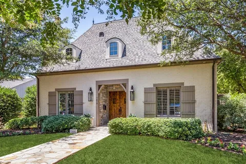 $1,675,000 | 7419 Robin Road, Dallas, TX 75209