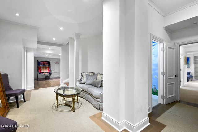 $4,145,000 | 20 Heronvue Road, Greenwich, CT 06831