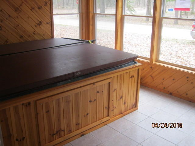 9042 High Road Roscommon, MI 48653 - Photo 7 of 16 Gallery Image 7