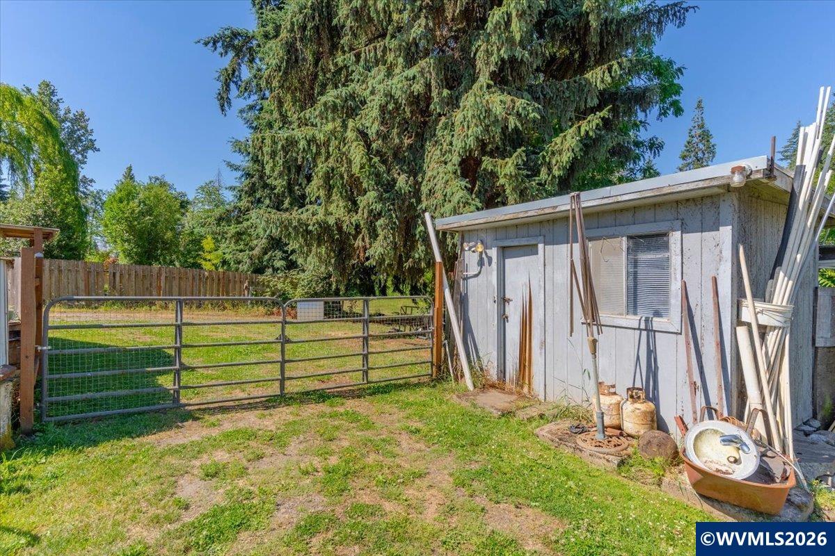 5945 Lake Labish Road Northeast Salem, OR 97305 - Photo 44 of 48
