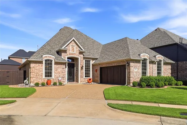 $775,000 | 5931 Crescent Lane, Colleyville, TX 76034