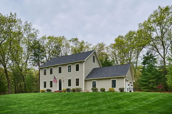 $699,900 | 246 Hadley Street, South Hadley, MA 01075