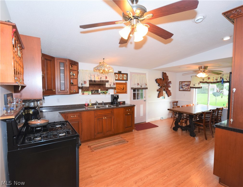 1362 Randolph Road Mogadore, OH 44260 - Photo 6 of 35 Gallery Image 6
