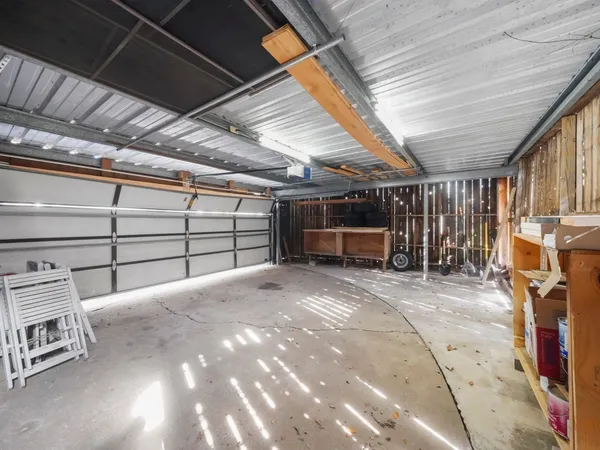 $6,000 | 2240 Wroxton Road, Houston, TX 77005