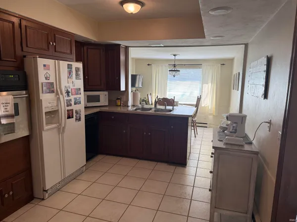 $389,000 | 1009 Greenacres Drive, Kokomo, IN 46901