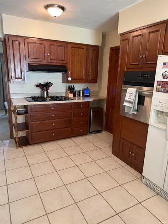$389,000 | 1009 Greenacres Drive, Kokomo, IN 46901