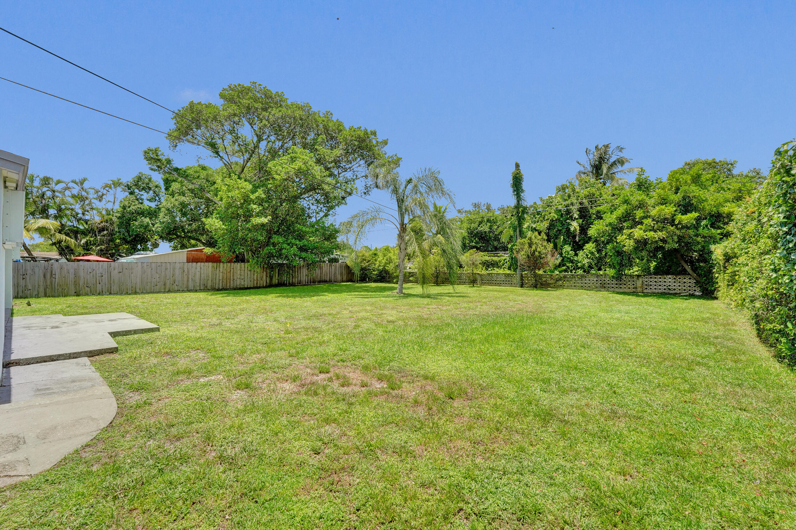 5830 Garfield Street Hollywood, FL 33021 - Photo 48 of 54 Yard