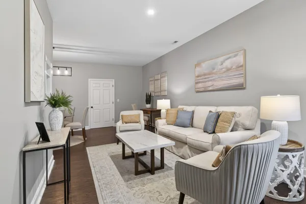 $399,999 | 95 Court Street, Unit 4, Exeter, NH 03833