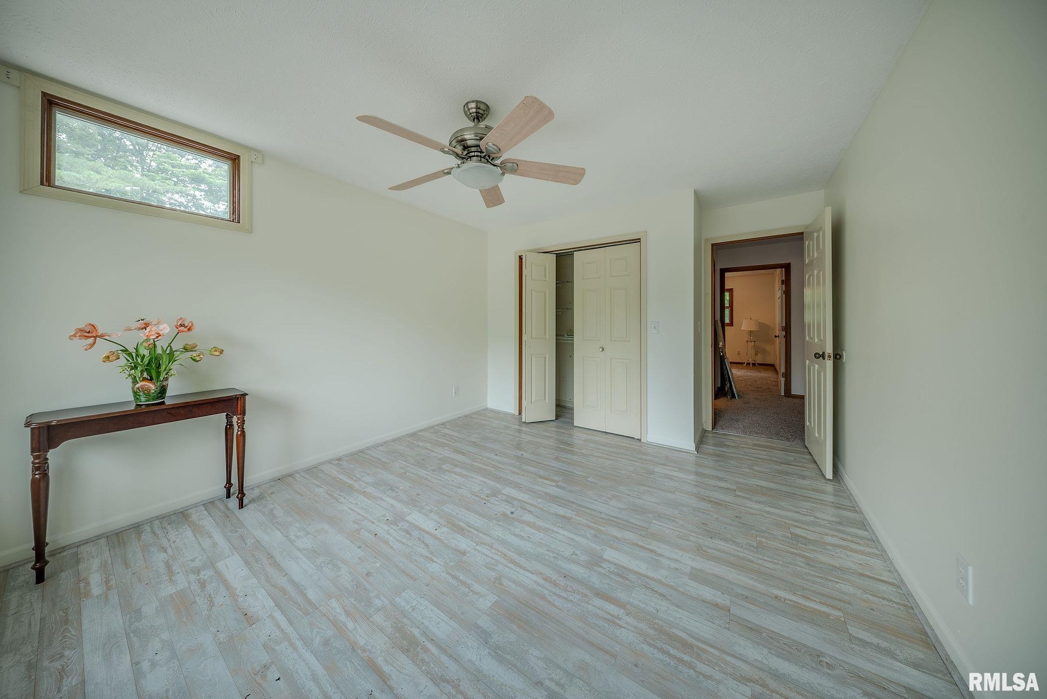 77 Country Place, Unit 77 Springfield, IL 62703 - Photo 23 of 79