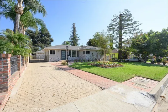 $1,324,900 | 540 Hacienda Drive, Monrovia, CA 91016
