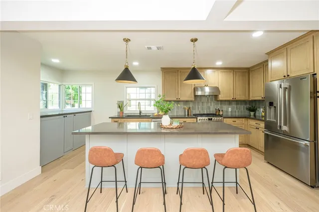 $1,324,900 | 540 Hacienda Drive, Monrovia, CA 91016