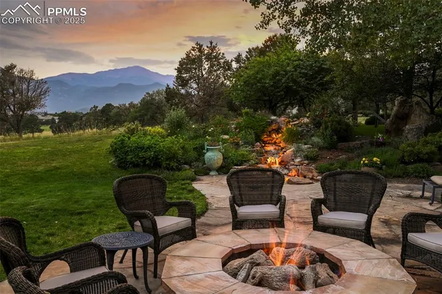 a view of house with outdoor space