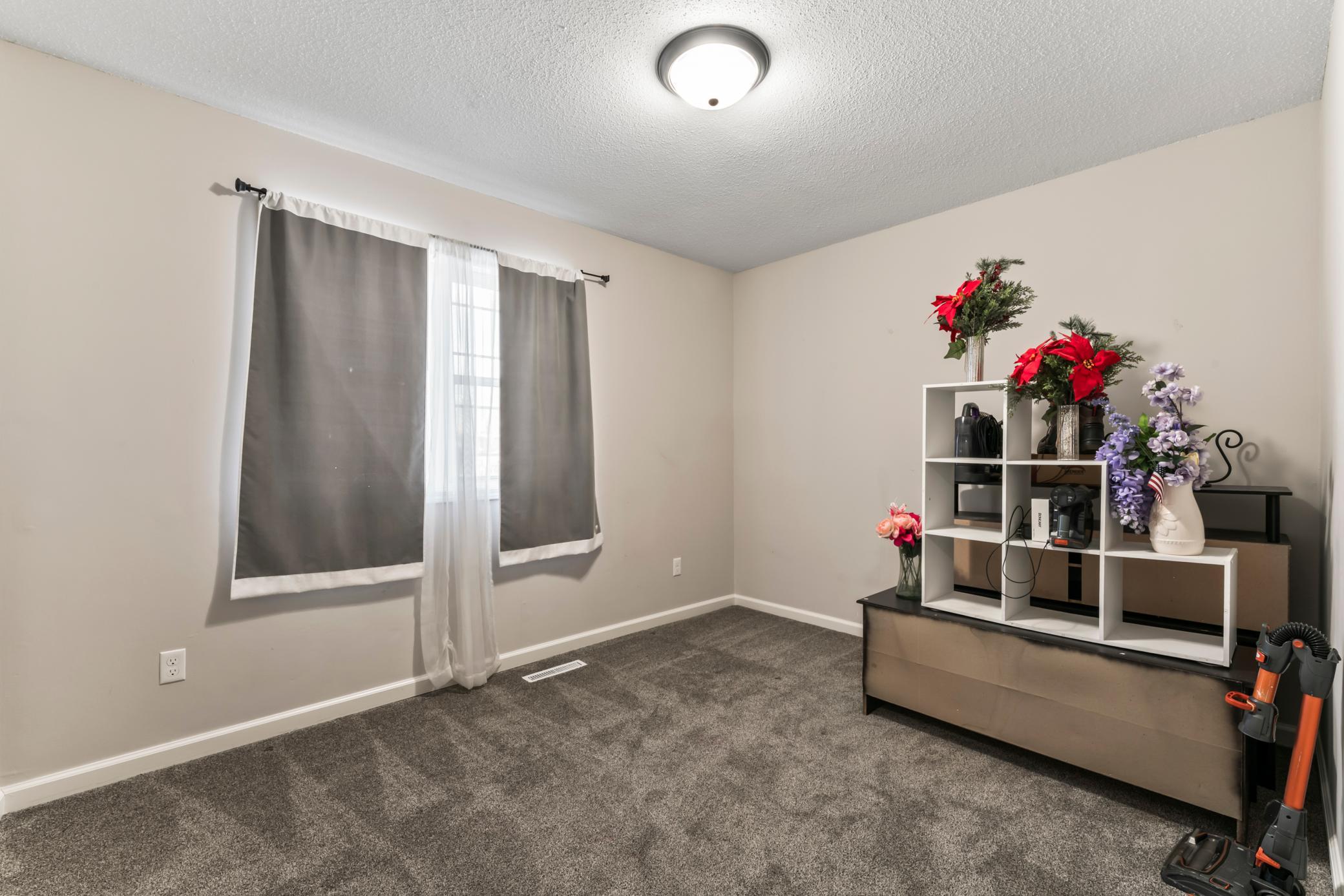 916 East Village Circle Southeast Rochester, MN 55904 - Photo 19 of 34