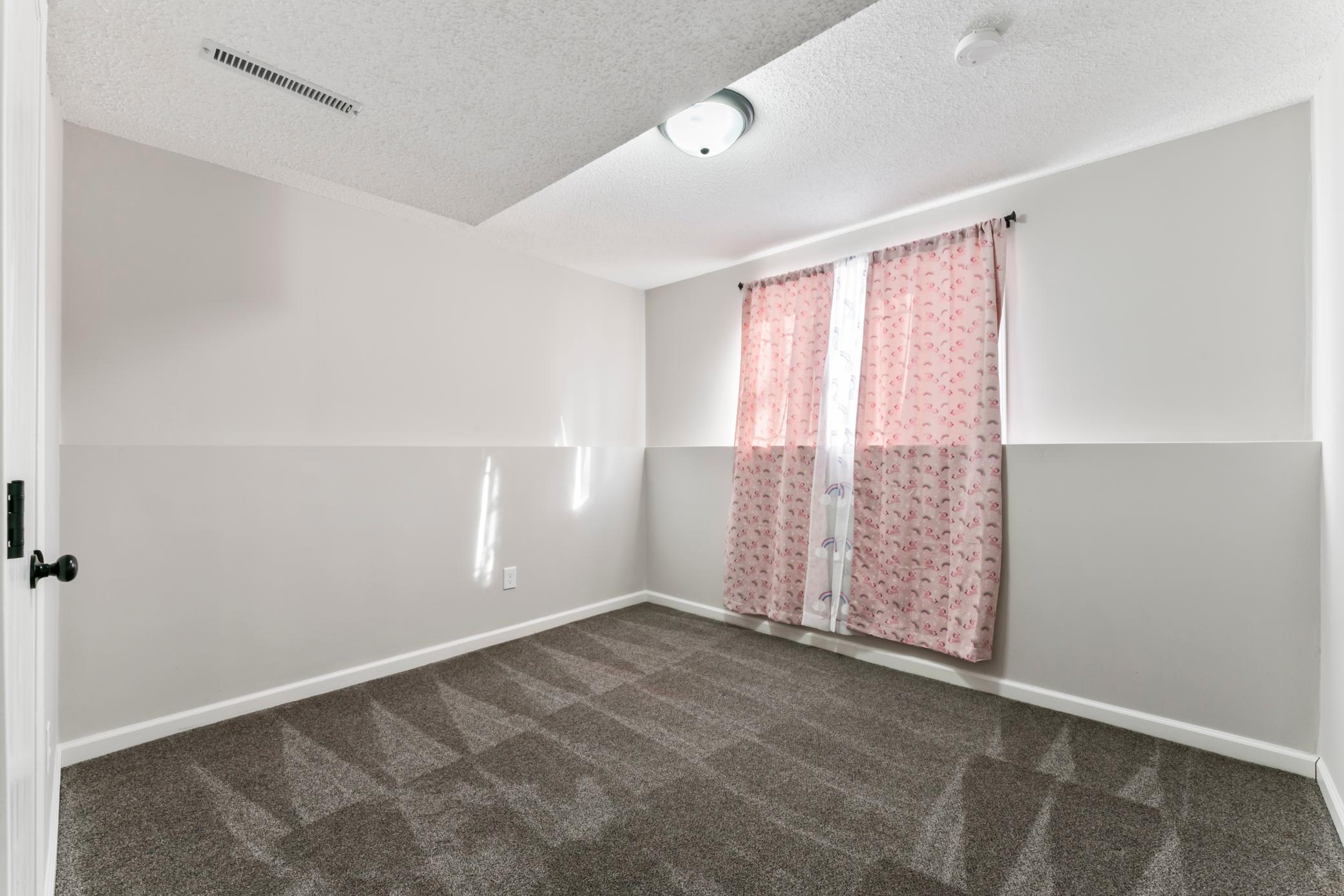 916 East Village Circle Southeast Rochester, MN 55904 - Photo 23 of 34