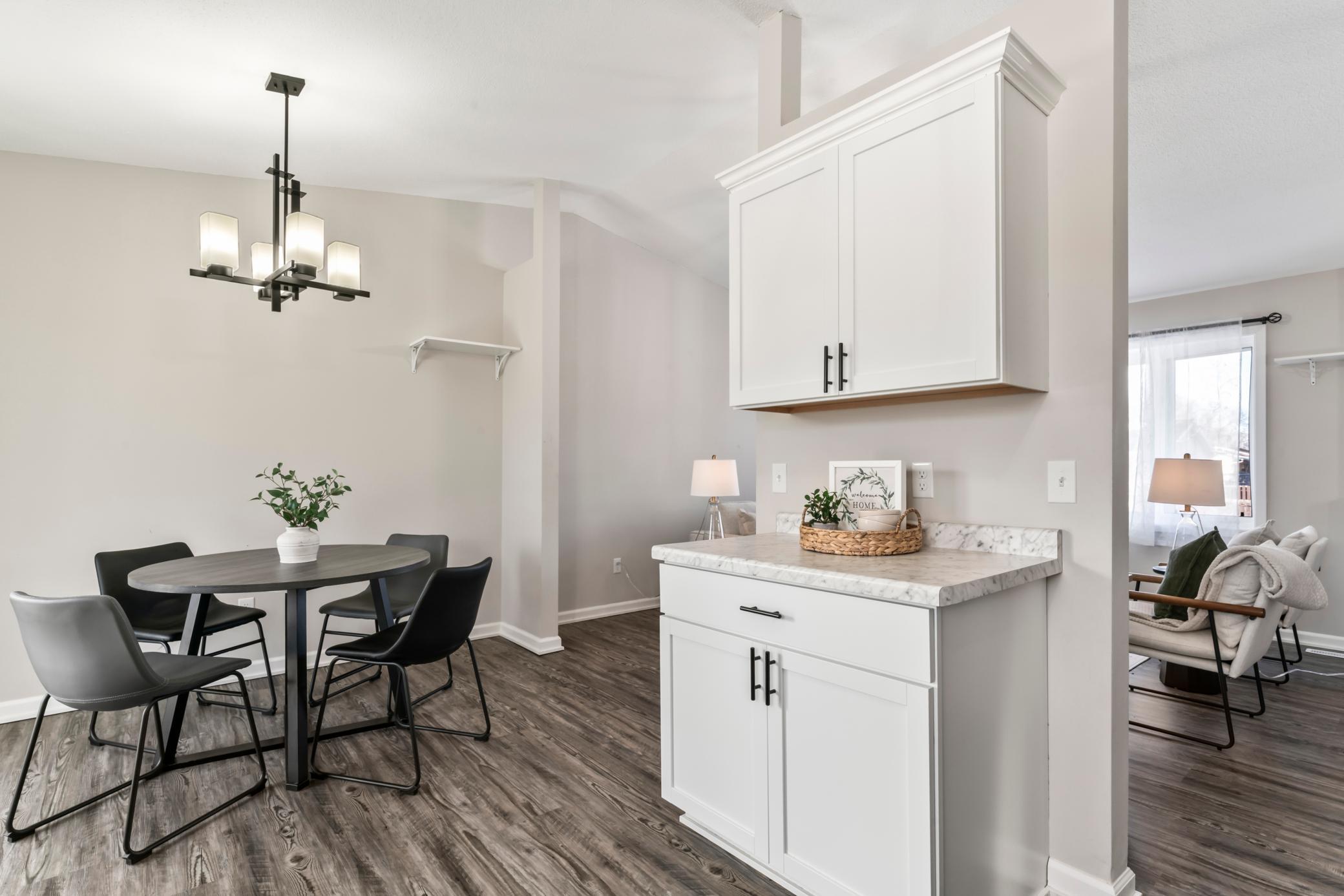 916 East Village Circle Southeast Rochester, MN 55904 - Photo 8 of 34