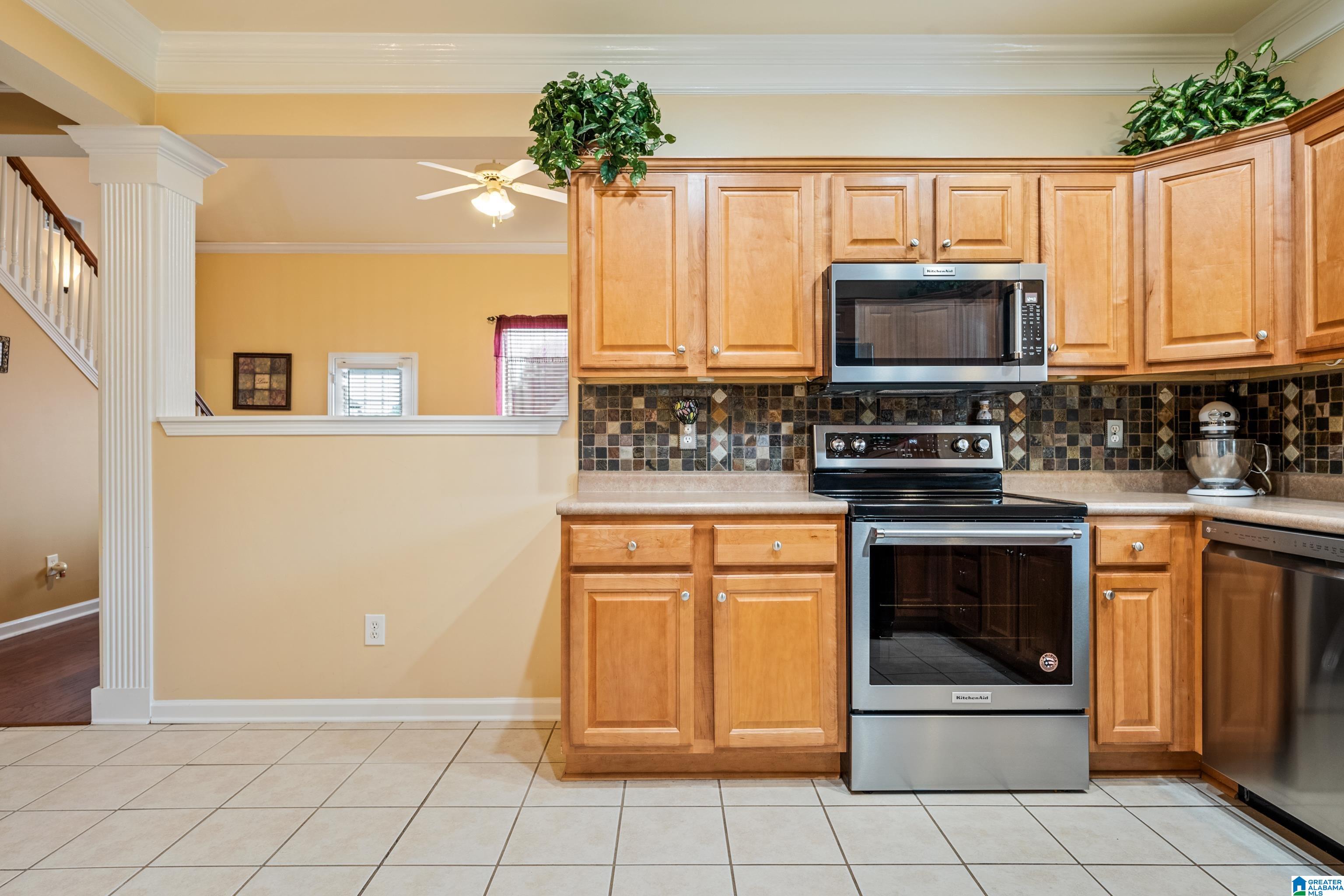 591 Barkley Circle Alabaster, AL 35007 - Photo 14 of 34