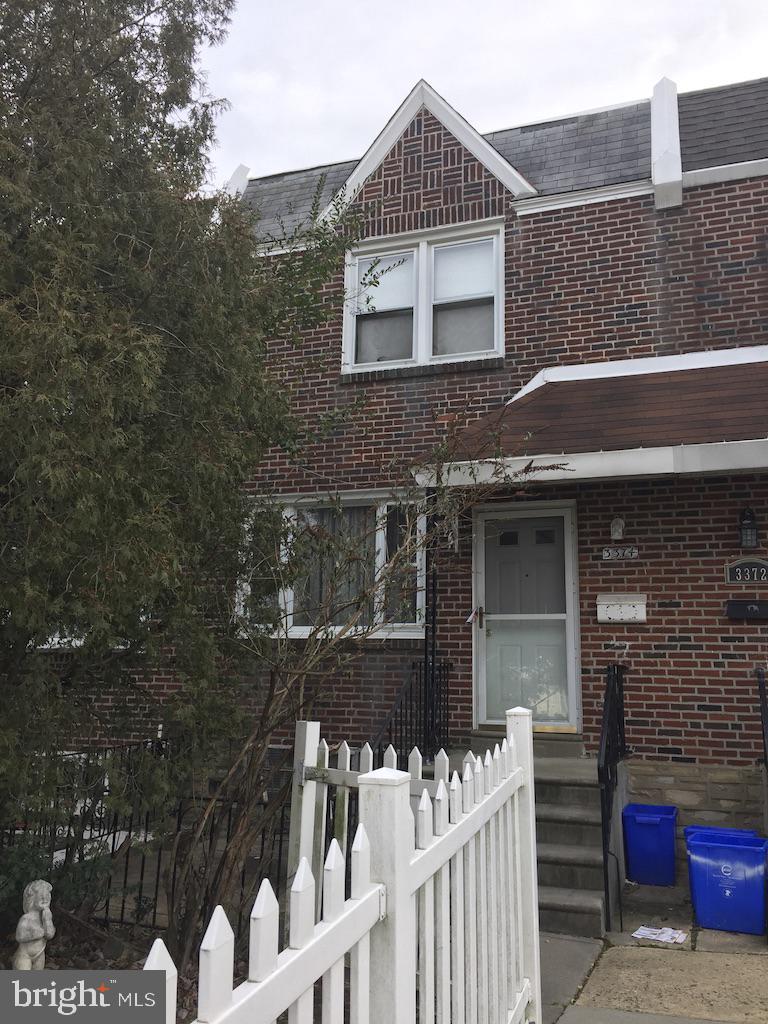 3374 Fordham Road Philadelphia, PA 19114 - Photo 3 of 12 Gallery Image 3