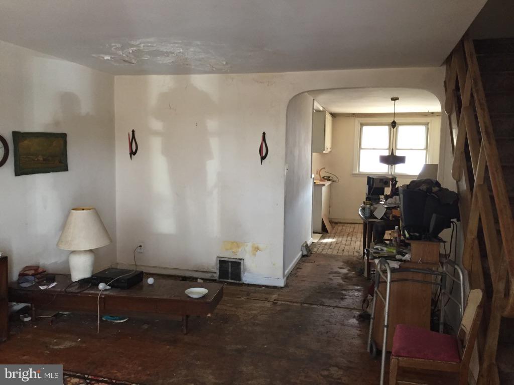 3374 Fordham Road Philadelphia, PA 19114 - Photo 8 of 12 Gallery Image 8