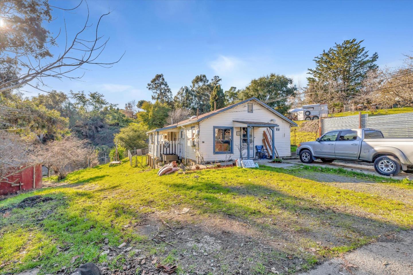 555 Rincon Road El Sobrante, CA 94803 - Photo 5 of 9 Gallery Image 5
