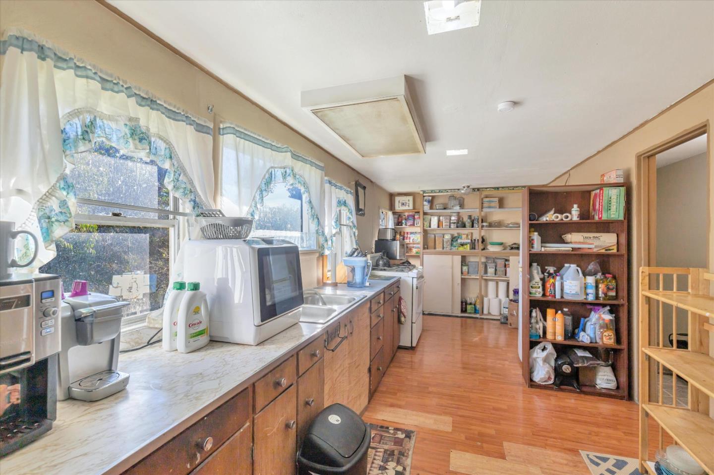 555 Rincon Road El Sobrante, CA 94803 - Photo 7 of 9 Gallery Image 7
