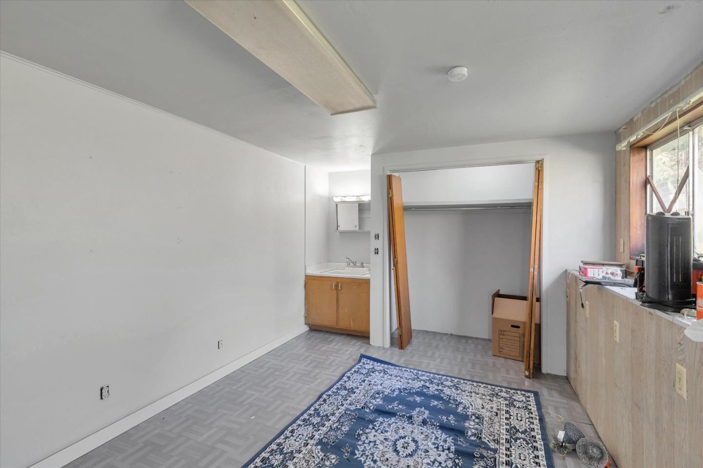 555 Rincon Road El Sobrante, CA 94803 - Photo 8 of 9 Gallery Image 8