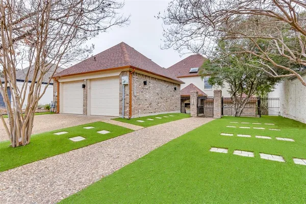 $5,500 | 9130 Valley Chapel Lane, Dallas, TX 75220