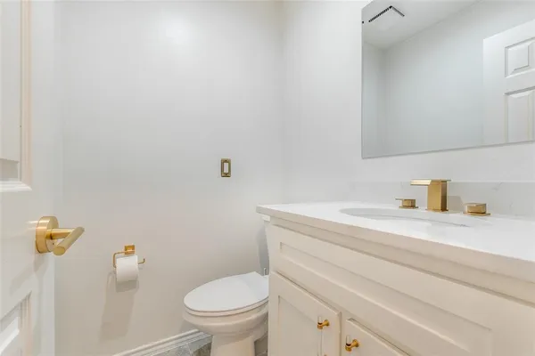 $5,500 | 9130 Valley Chapel Lane, Dallas, TX 75220