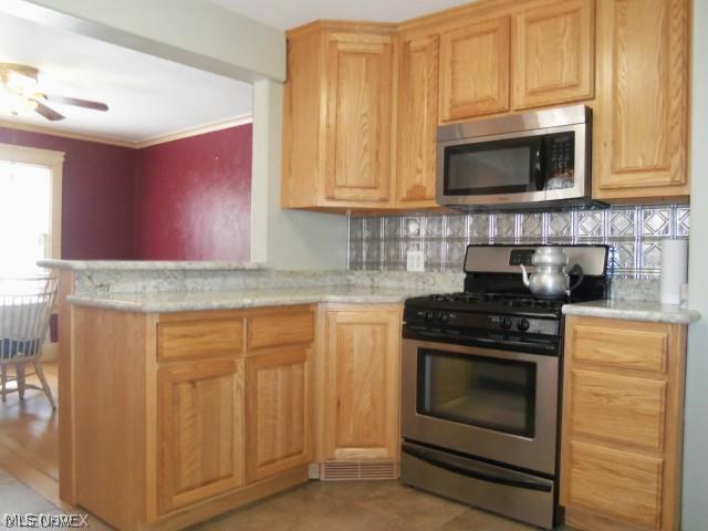 3037 Kiwatha Road Youngstown, OH 44511 - Photo 3 of 20