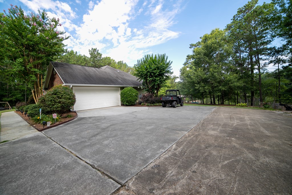 8750 D Warm Springs Road Midland, GA 31820 - Photo 3 of 44 Driveway