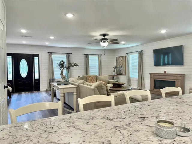 $225,000 | 9130 Highway 165, Pollock, LA 71467