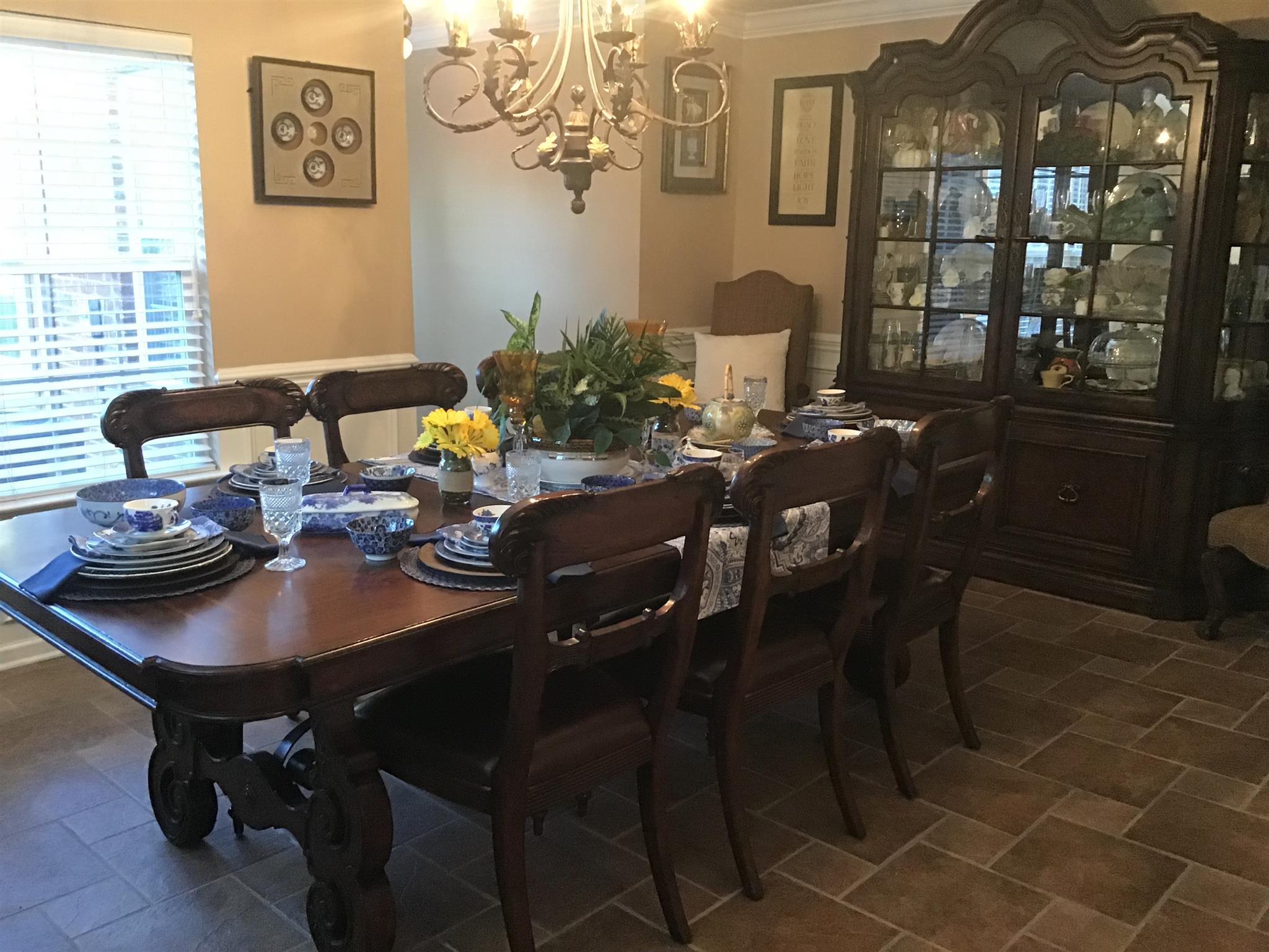 1108 Paris Avenue Nashville, TN 37204 - Photo 18 of 30 a view of a dining room with furniture and chandelier