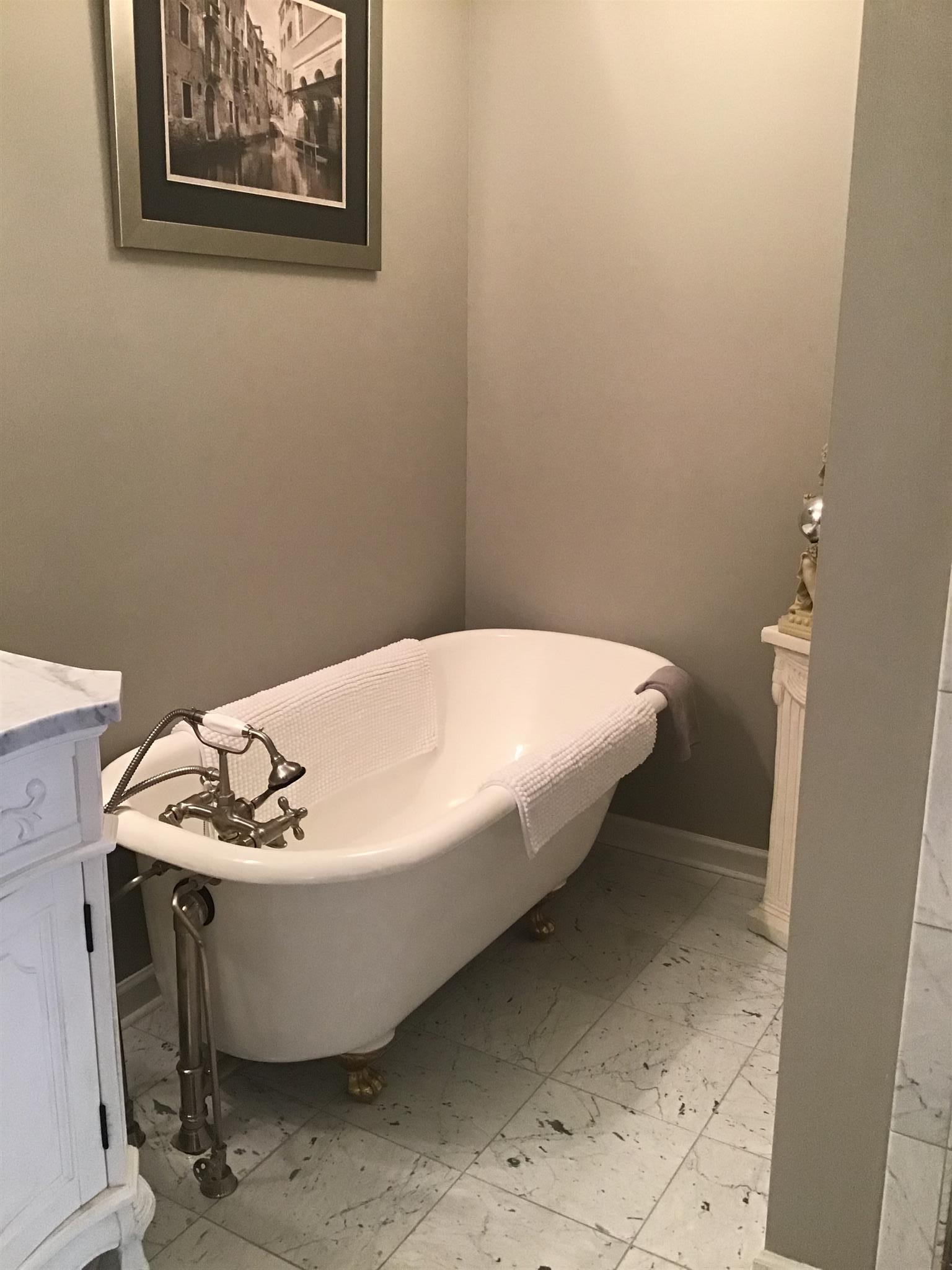 1108 Paris Avenue Nashville, TN 37204 - Photo 23 of 30 a bathroom with a sink