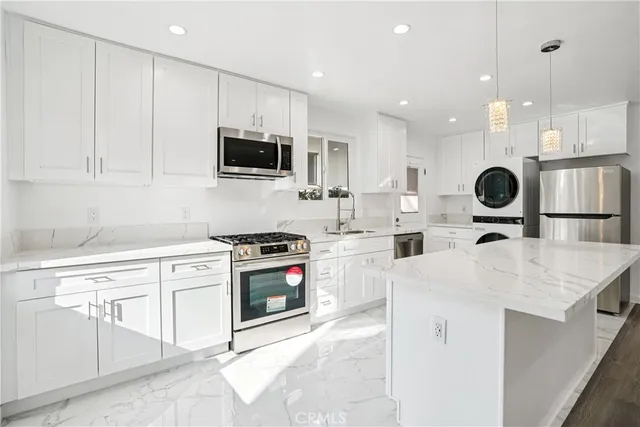 $3,200 | 1474 Allen Avenue, Pasadena, CA 91104