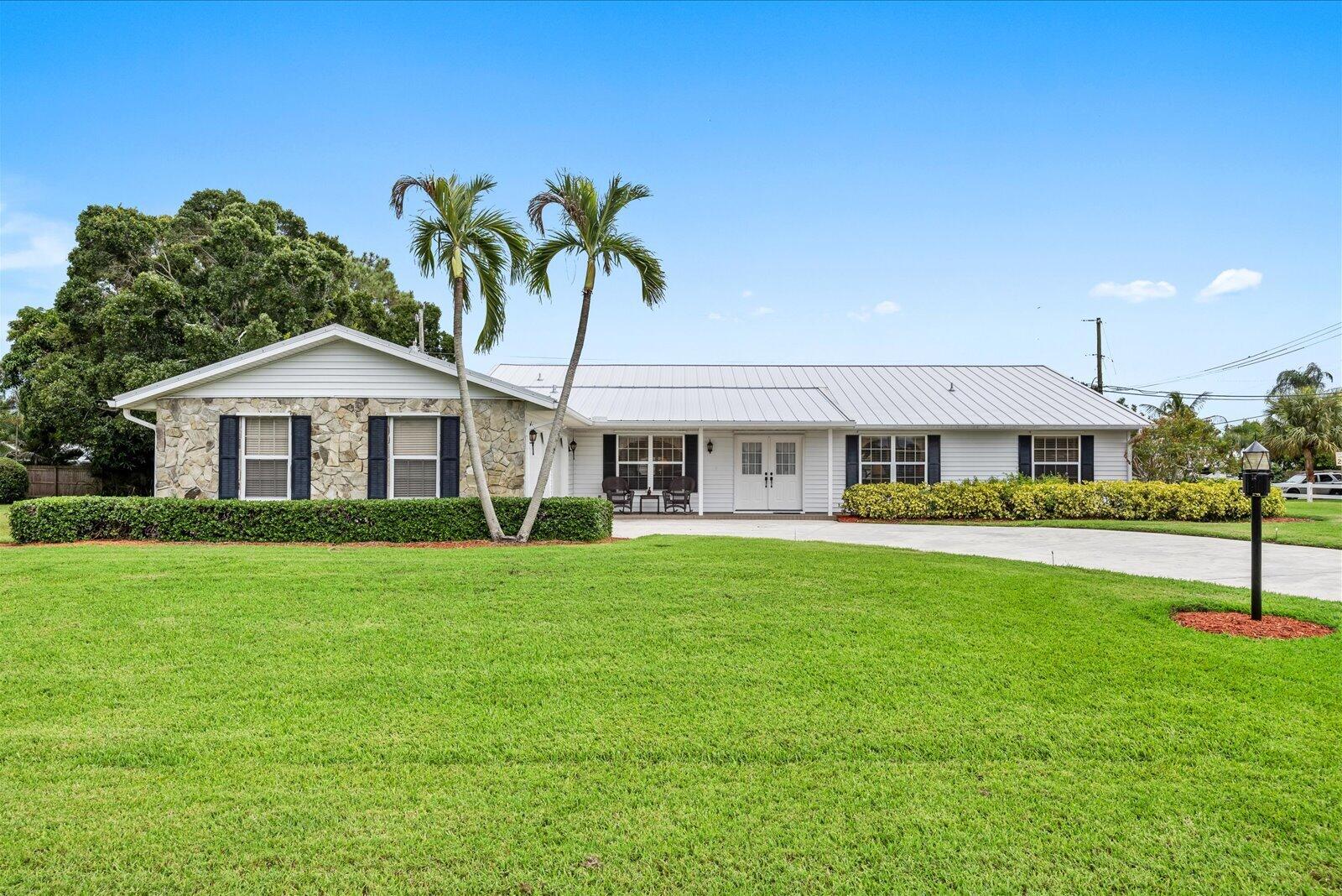 2375 Cove View Stuart, FL 34994 - Photo 1 of 46 03-cove in-1