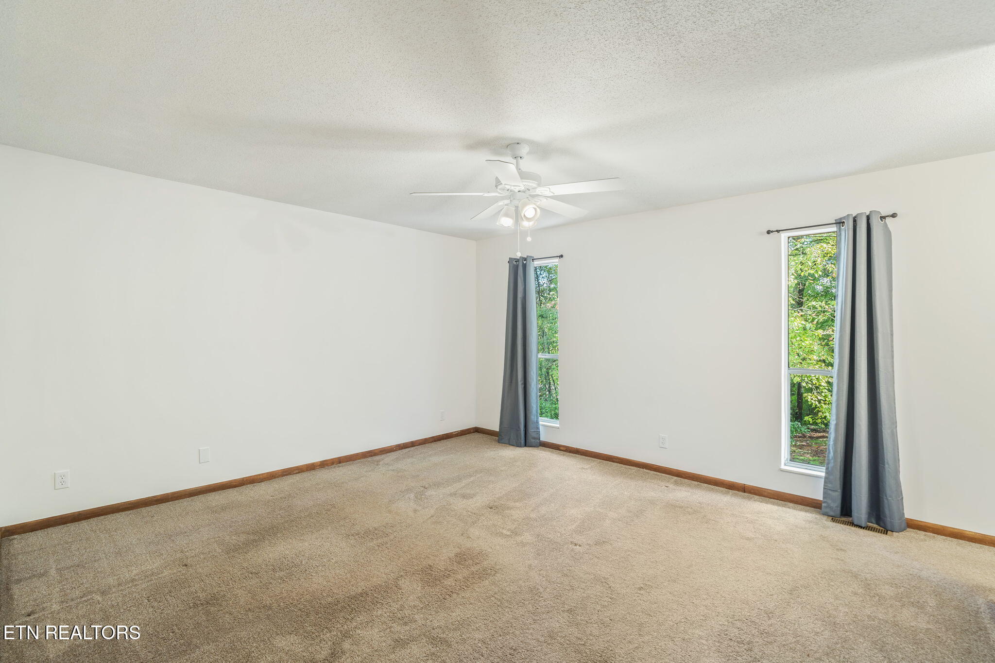 101 Newport Drive Oak Ridge, TN 37830 - Photo 29 of 51 25-web-or-mls-101 Newport Drive-26