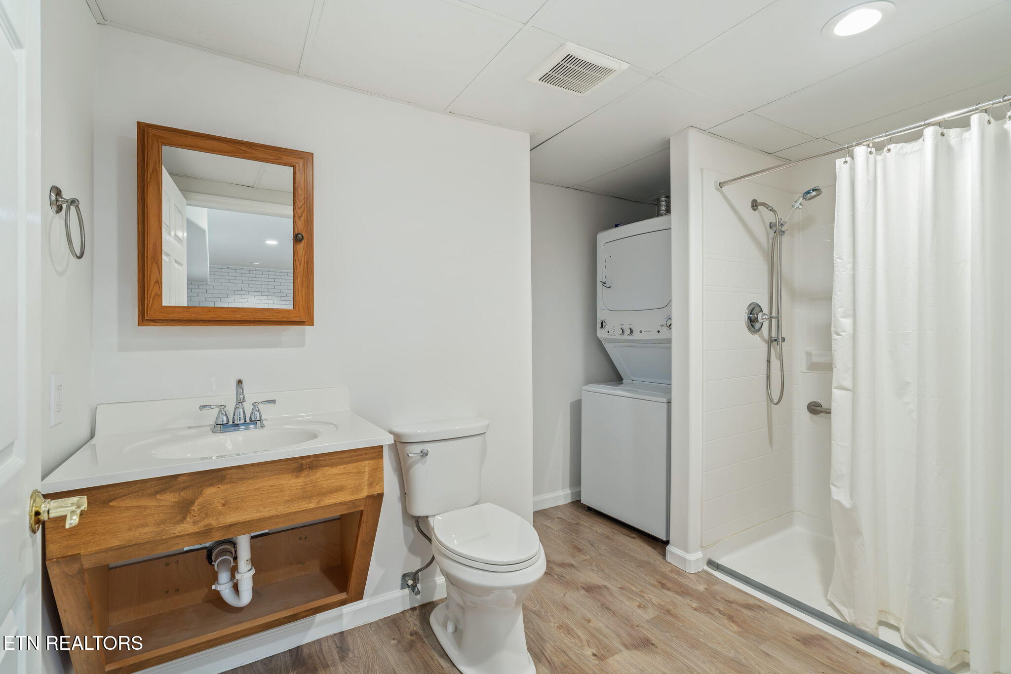 101 Newport Drive Oak Ridge, TN 37830 - Photo 37 of 51 33-web-or-mls-101 Newport Drive-34