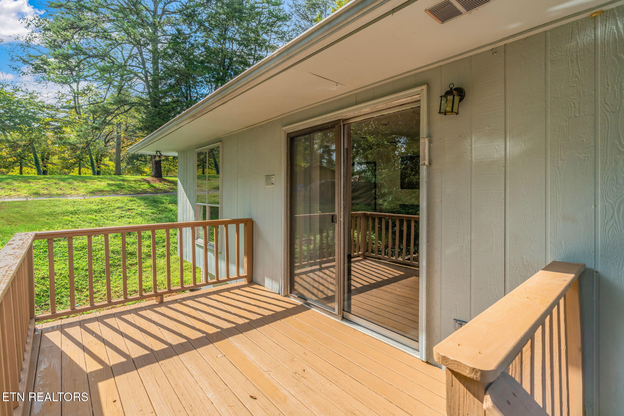 101 Newport Drive Oak Ridge, TN 37830 - Photo 49 of 51 44-web-or-mls-101 Newport Drive-45