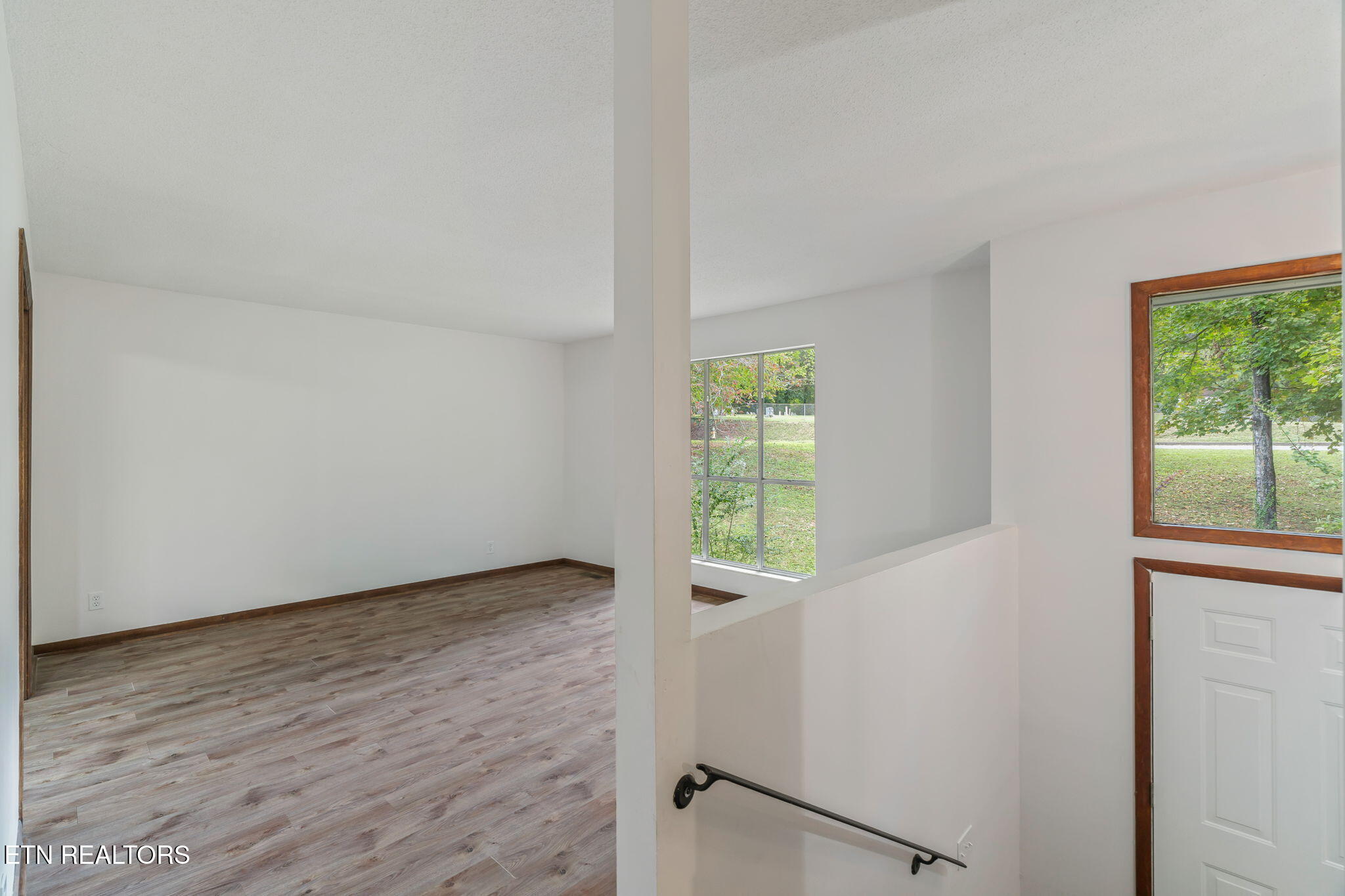 101 Newport Drive Oak Ridge, TN 37830 - Photo 8 of 51 47-web-or-mls-Update 101 Newport_-2