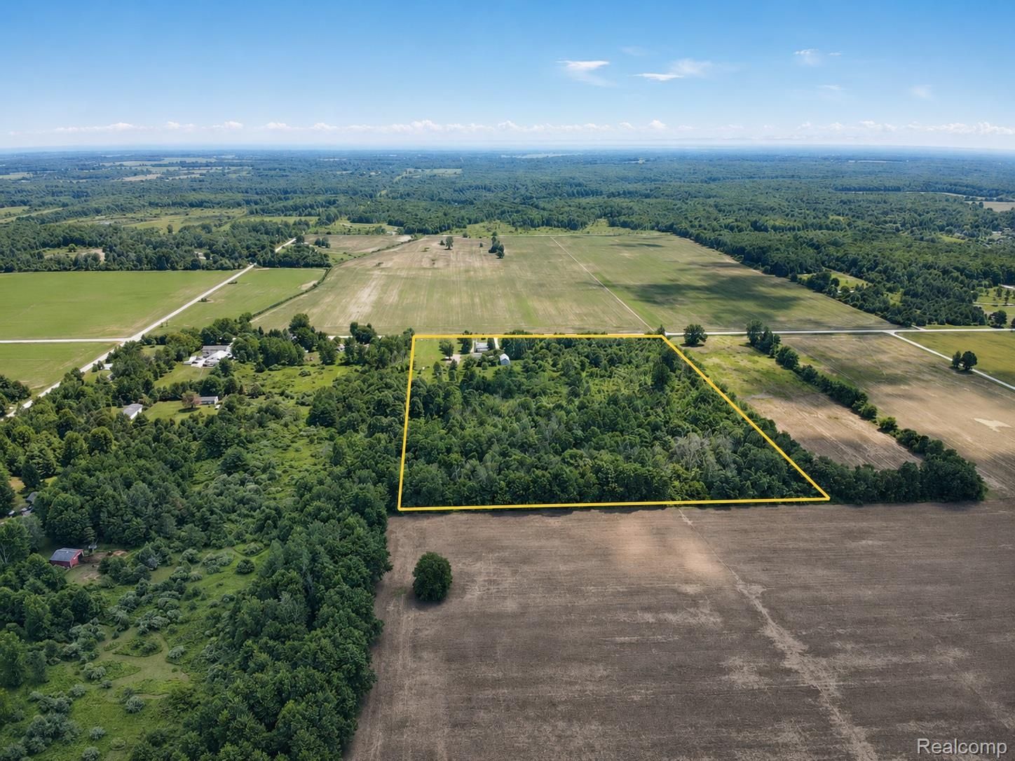 5893 Cribbins Road Avoca, MI 48006 - Photo 10 of 25 CRIBBINS 5J.jpg